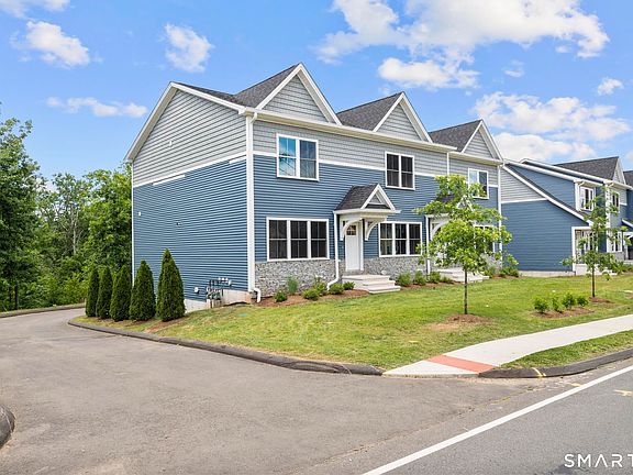 3rd image of 61 West Street #15