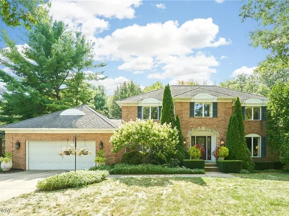 520 Lake Of The Woods Blvd, Akron, OH 44333
