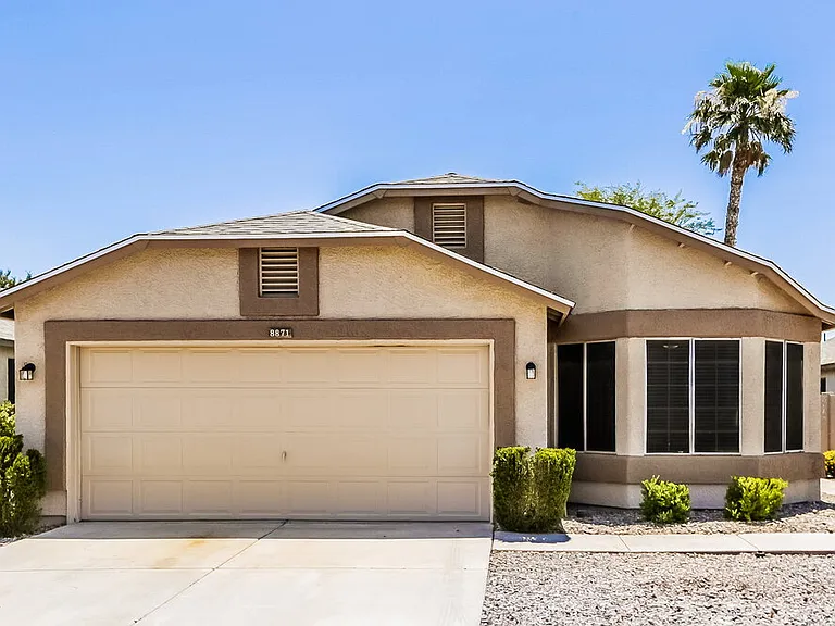 8871 W Morningside Dr — Photo 1
