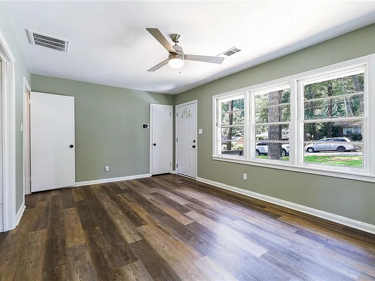 2288 Polar Rock Ave SW — Photo 5
