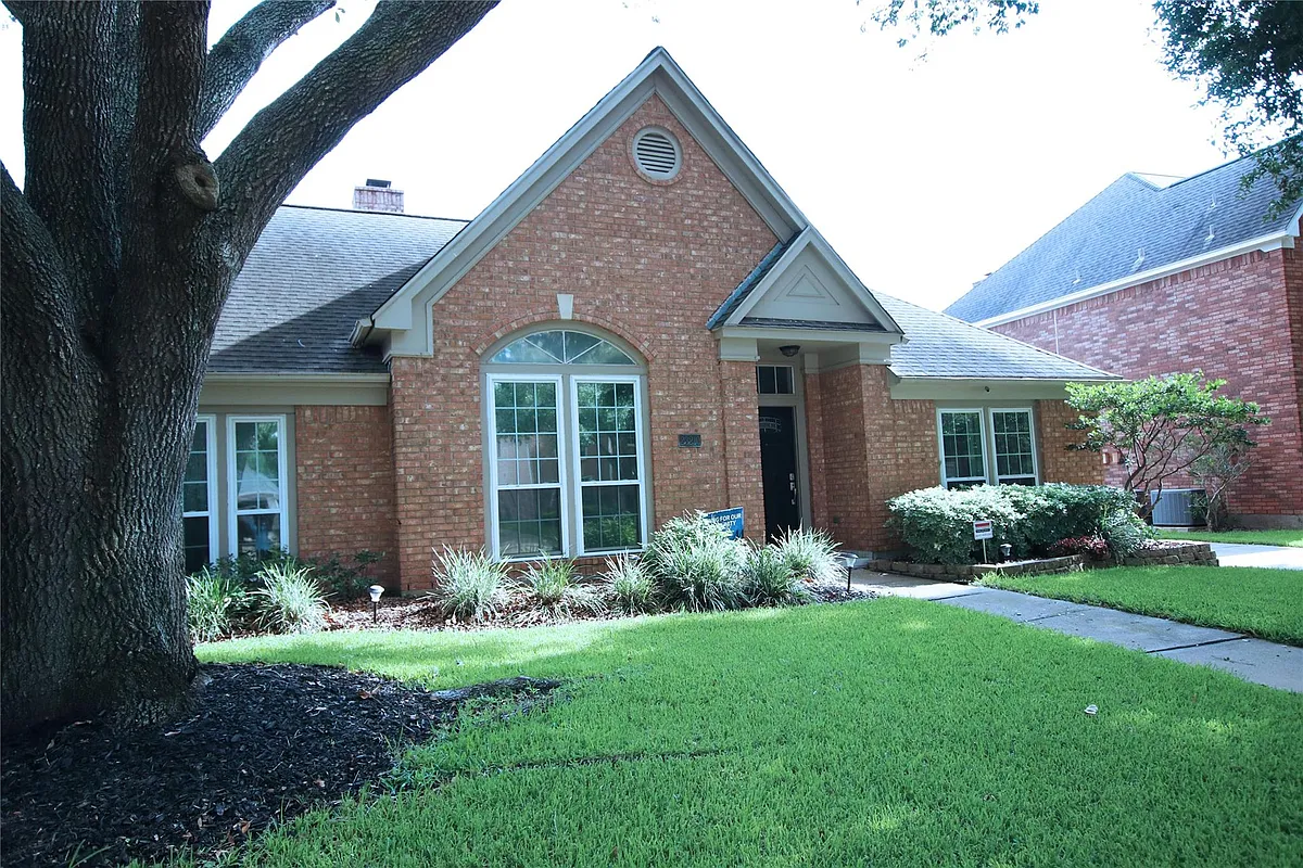 Building Photo - 23210 Gate Creek Ct