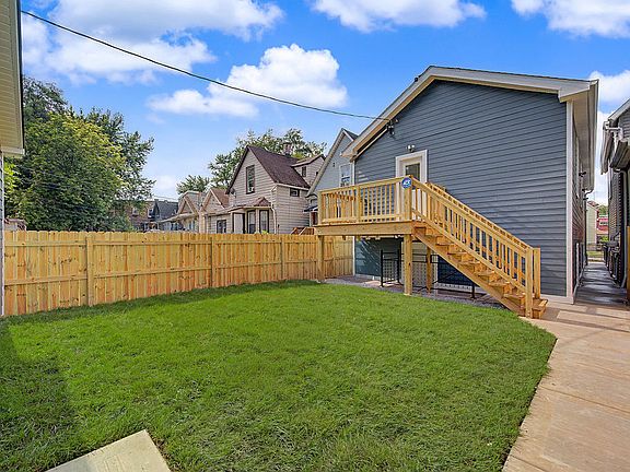 3rd image of 4931 W Ohio St