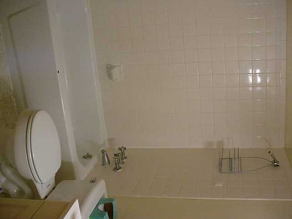 4th image of 2717 E Yellowstone Dr