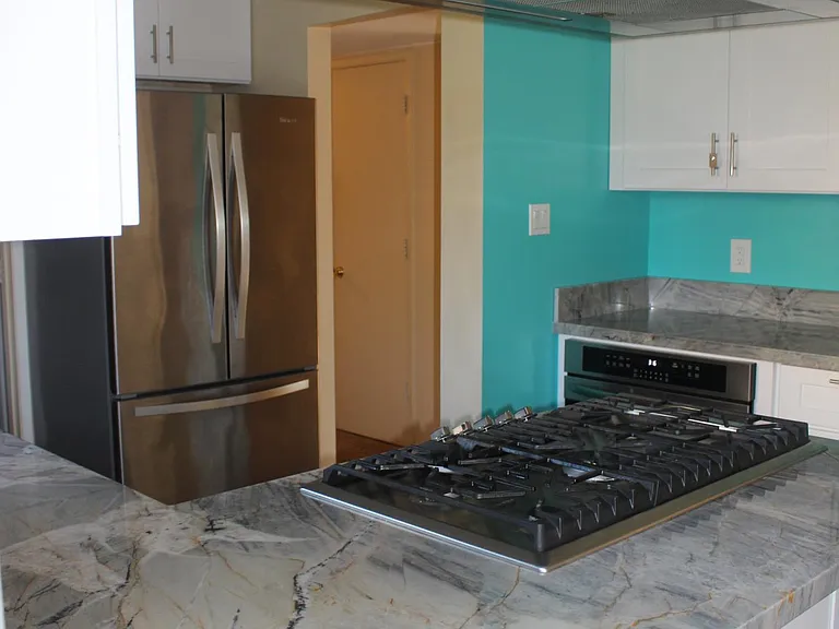 2548 Clearlake Way — Photo 3