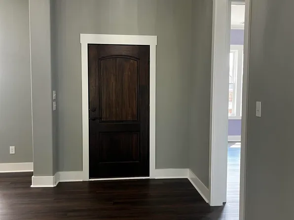 23369 Flossie Dr, Athens, AL 35613