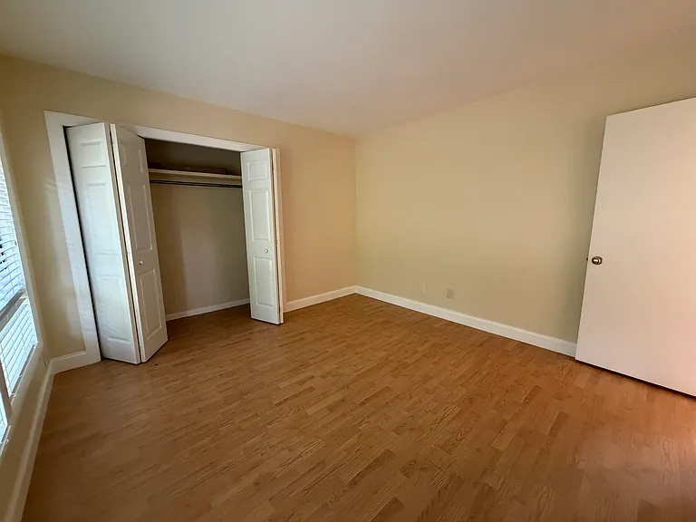 41 Greenside Ln — Photo 19