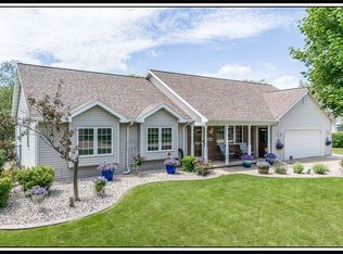 N1599 Evening Star Dr, Greenville, WI 54942