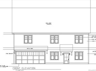 7 Adams Ln, Norwalk, CT 06850