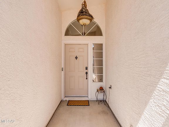 5th image of 3657 W Sadler Pl