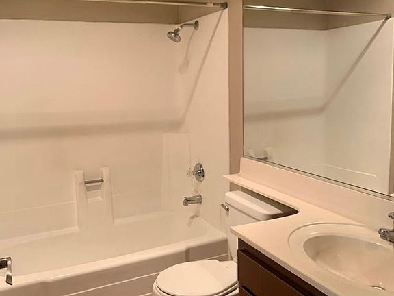 5th image of 344 S Arroyo Dr