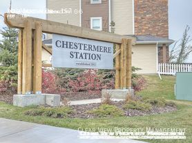 300 Marina Dr, Chestermere, AB