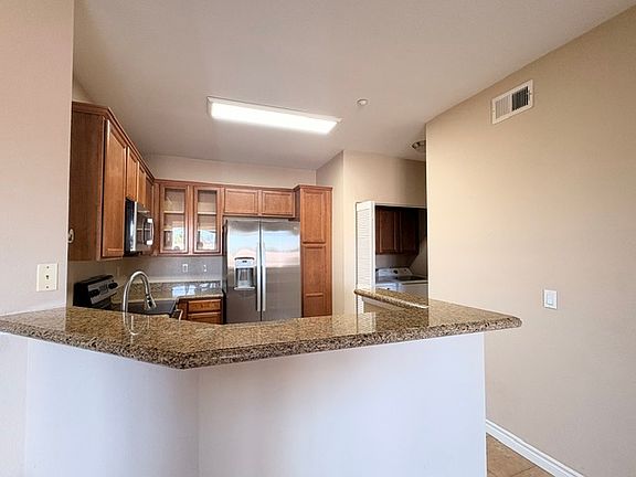 5th image of 3830 Elijah Ct Unit 436