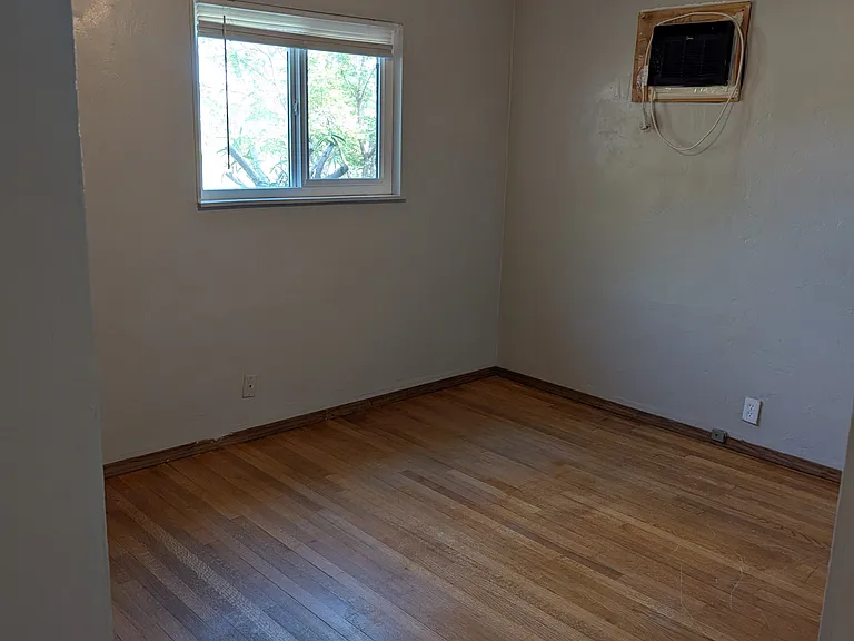 904 East St — Photo 8