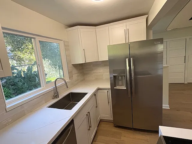 308 Glen Park Ave #C — Photo 5
