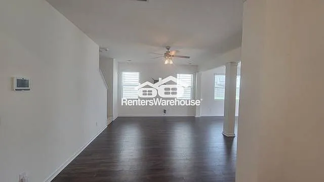 11899 Conrad Cir — Photo 4