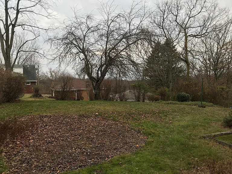 1016 Lindberg Ave — Photo 11