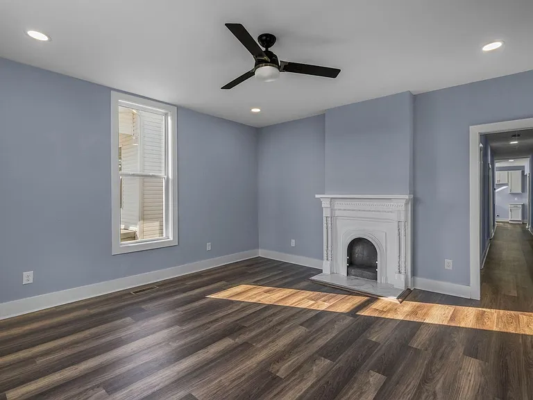 1612 Knowles St — Photo 13