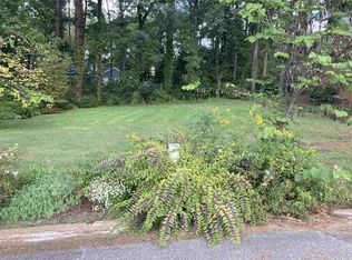 21 Beacon Hill Dr, Jackson, TN 38305