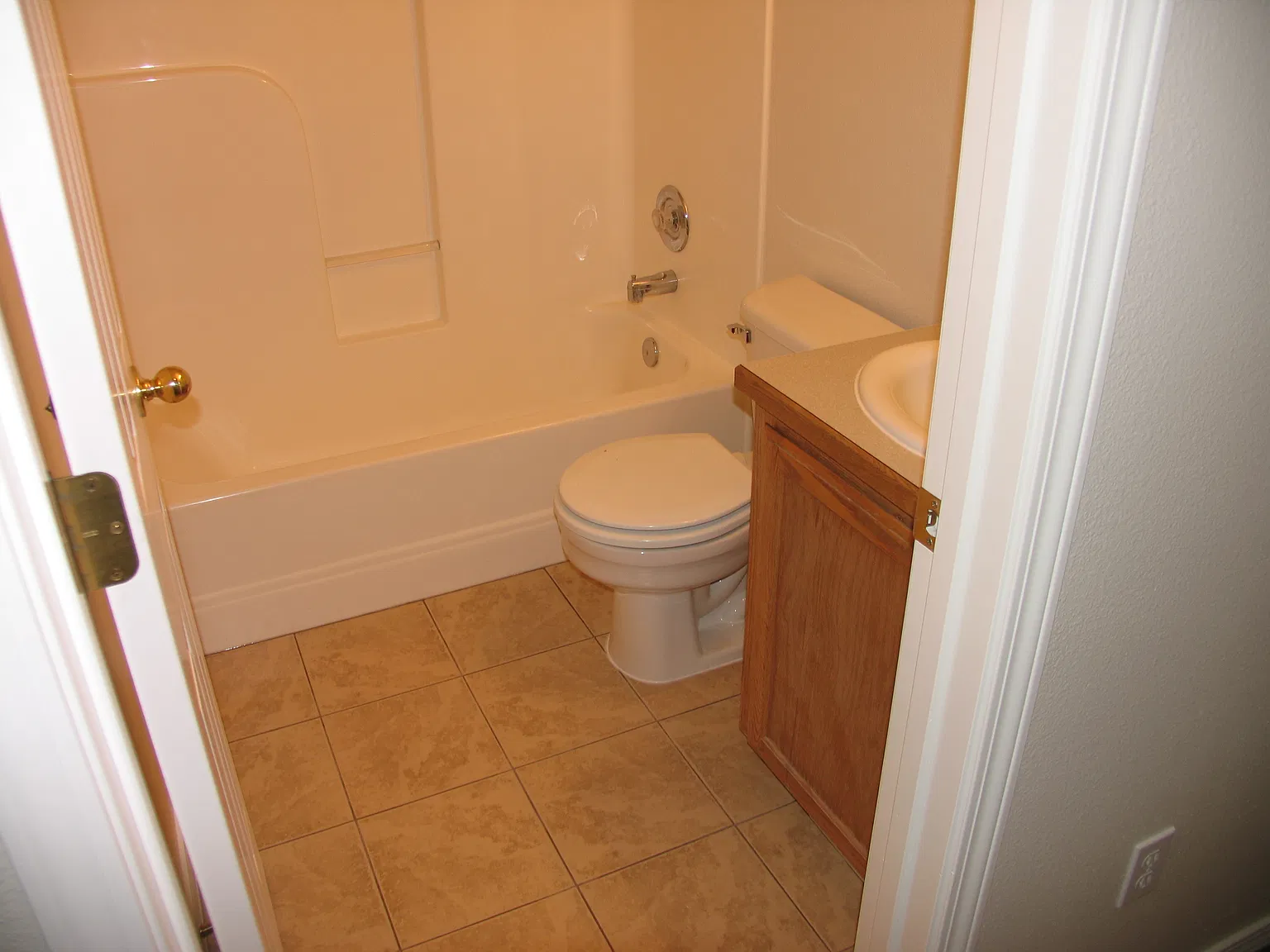 3 bed, 1173 sqft, $1,800 — Photo 4