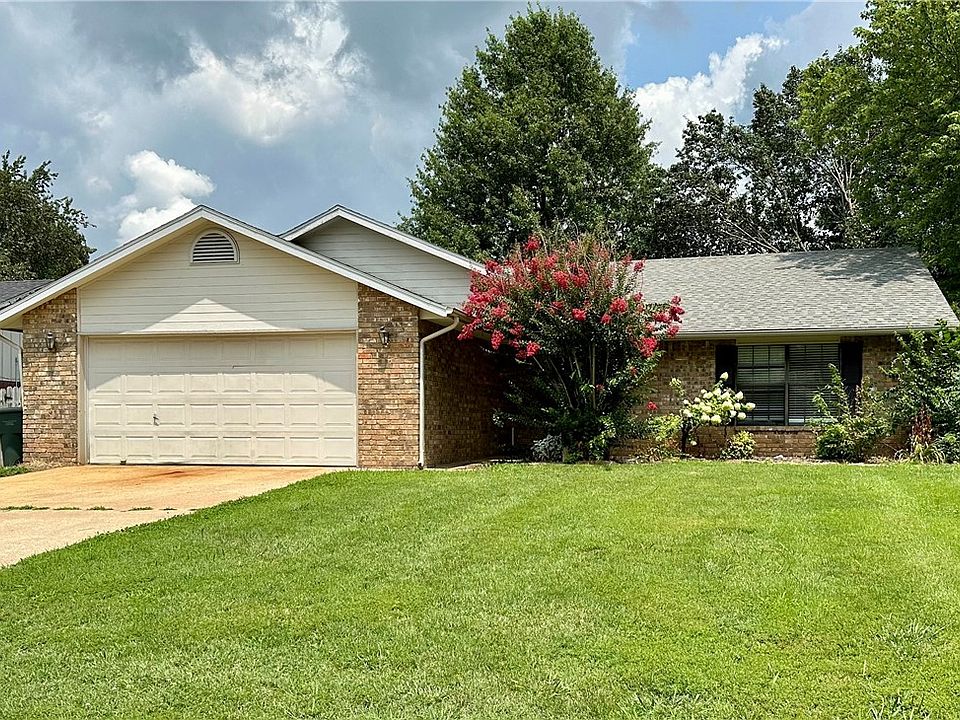 1st image of 4262 E Chaparral Ln