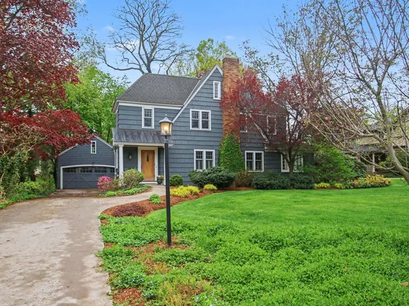588 Central Ave, Holland, MI 49423