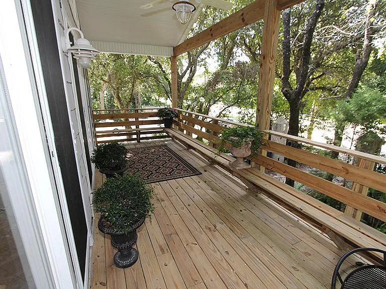 2379 Seminole Rd — Photo 15
