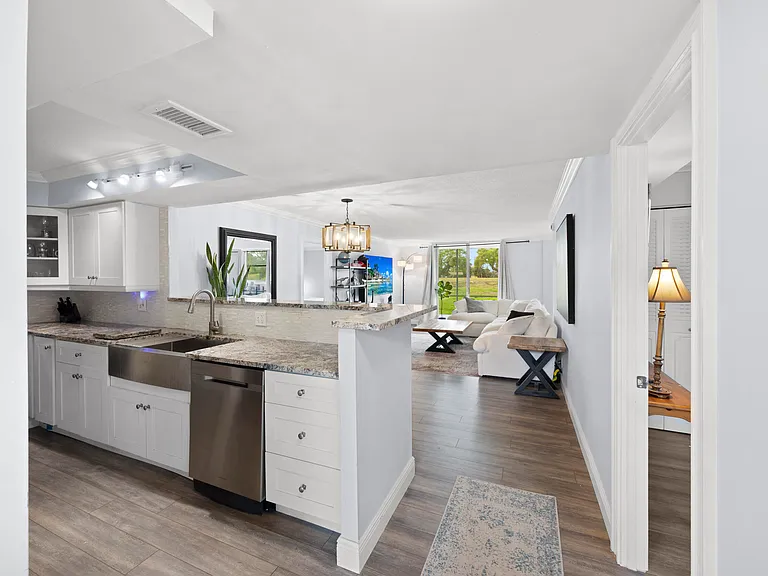 5301 NW 2nd Ave #1010 — Photo 13