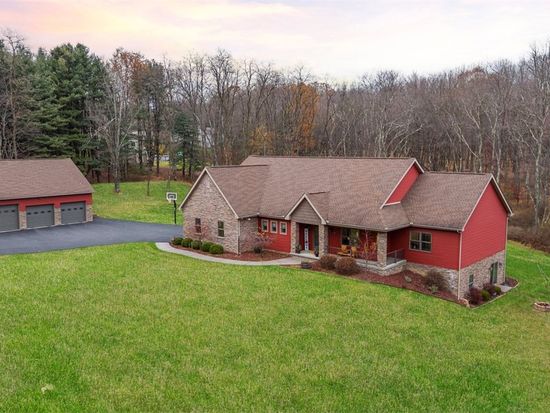 100 Henry Ln, Chicora, PA 16025