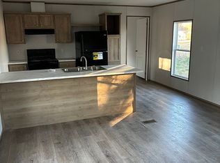 4359 Sam Potts Hwy, Hallsboro, NC 28442