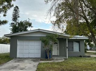 4815 Las Lomas Dr, Sarasota, FL 34231