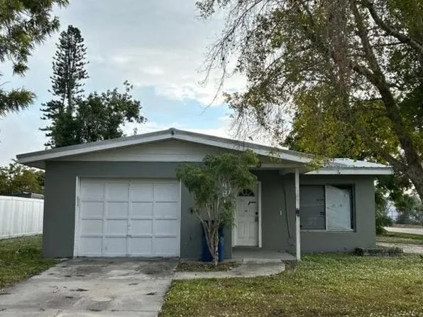 4815 Las Lomas Dr, Sarasota, FL 34231