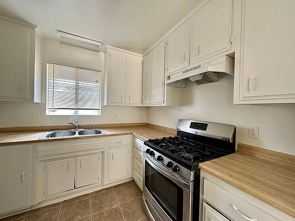 3rd image of 184 N Alessandro Ave #A