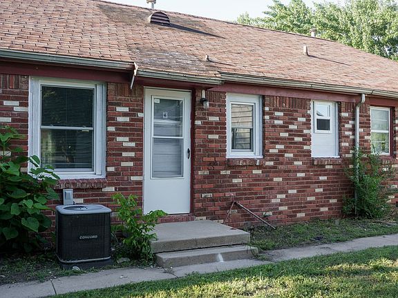 2nd image of 1037 S Vine St #2