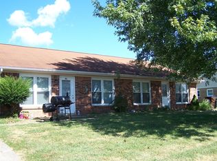 208 Courchelle Dr #210, Nicholasville, KY 40356