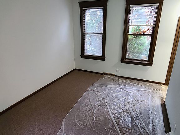 5th image of 2716 N Marshfield Ave #G