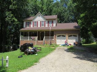32 Hamlin Dr, Fredericksburg, VA