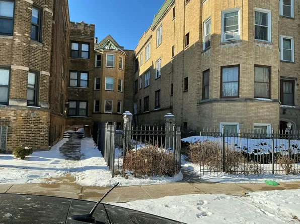6420 N Claremont Ave APT 2N, Chicago, IL 60645