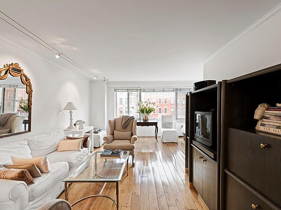 3rd image of 400 Central Park W APT 5E