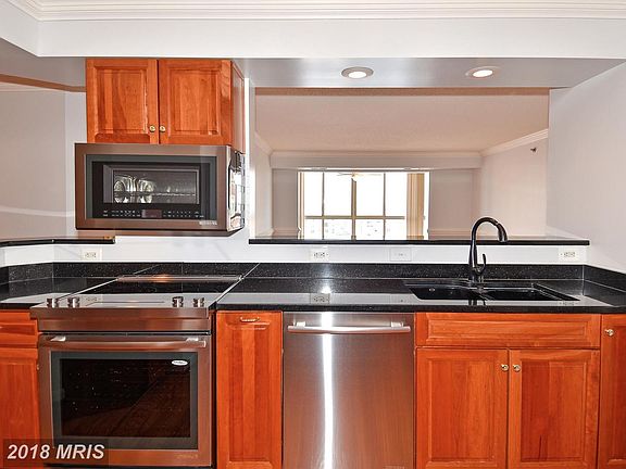 3rd image of 2181 Jamieson Ave Unit 2006