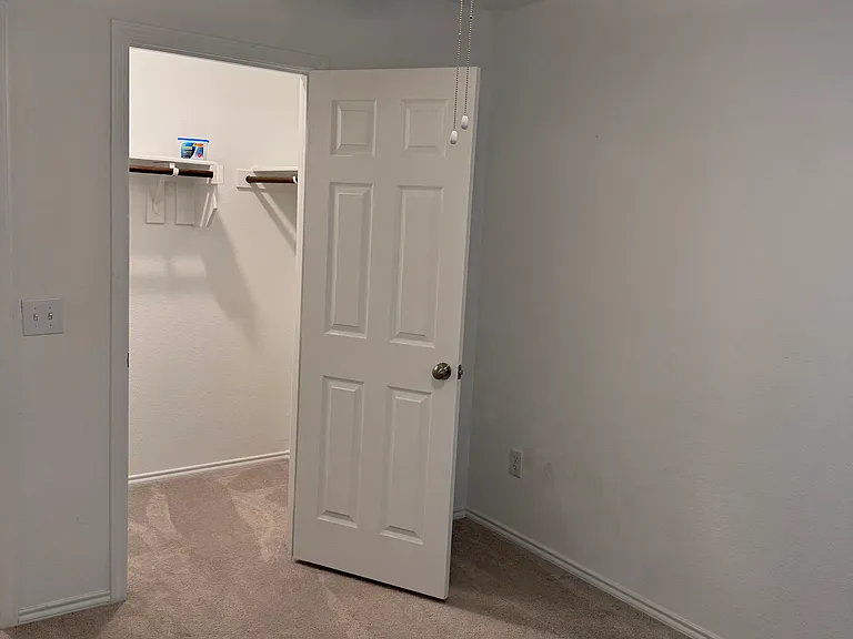 528 Lake Erie Dr — Photo 34