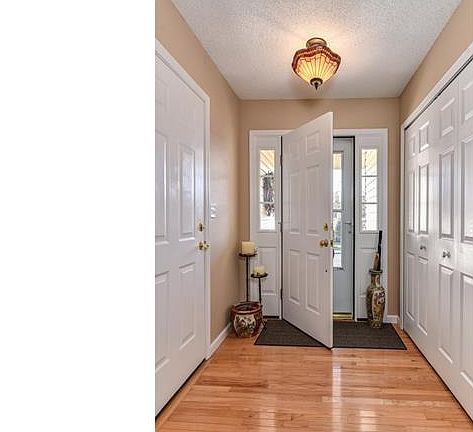 2nd image of 26 S Woodridge View Ct #45