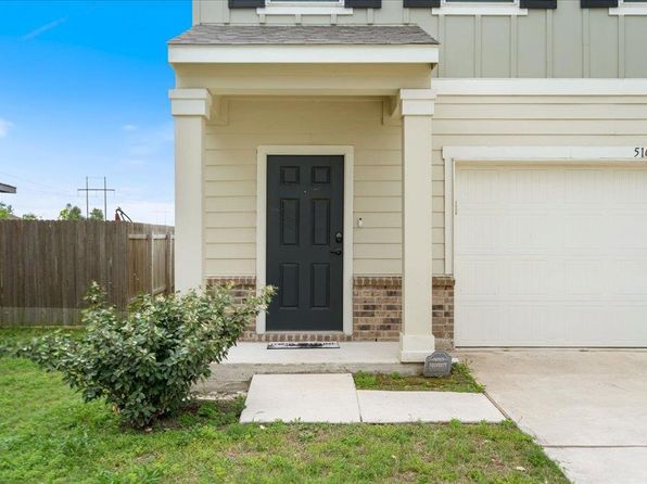 516 Peony Ct, Jarrell, TX 76537