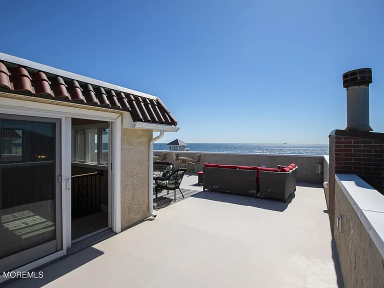 1007 Ocean Ave — Photo 56