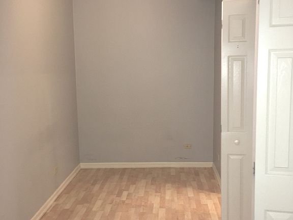 3rd image of 2255 N Janssen Ave #1