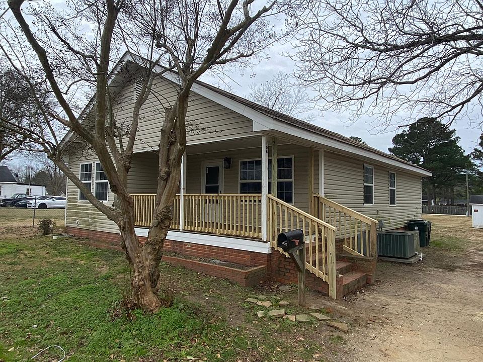 108 Holmes St, Erwin, NC 28339 Zillow