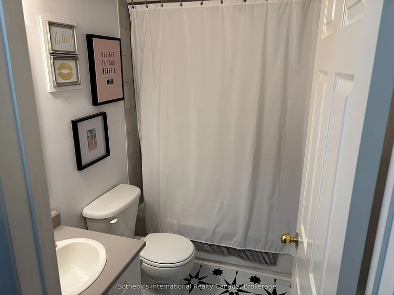 146 Settlers Way #32 — Photo 9
