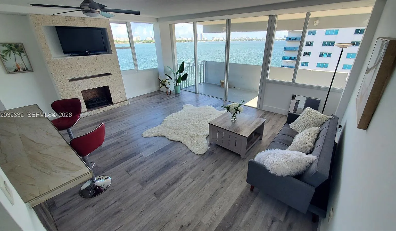 Caribbean Towers Condo — Photo 2