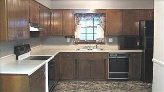 3rd image of 4624 Schirra Ct