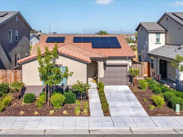 1165 Blue Oak Ln W, Madera, CA 93636
