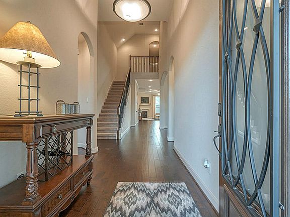 3rd image of 109 Cedar Brush Ct